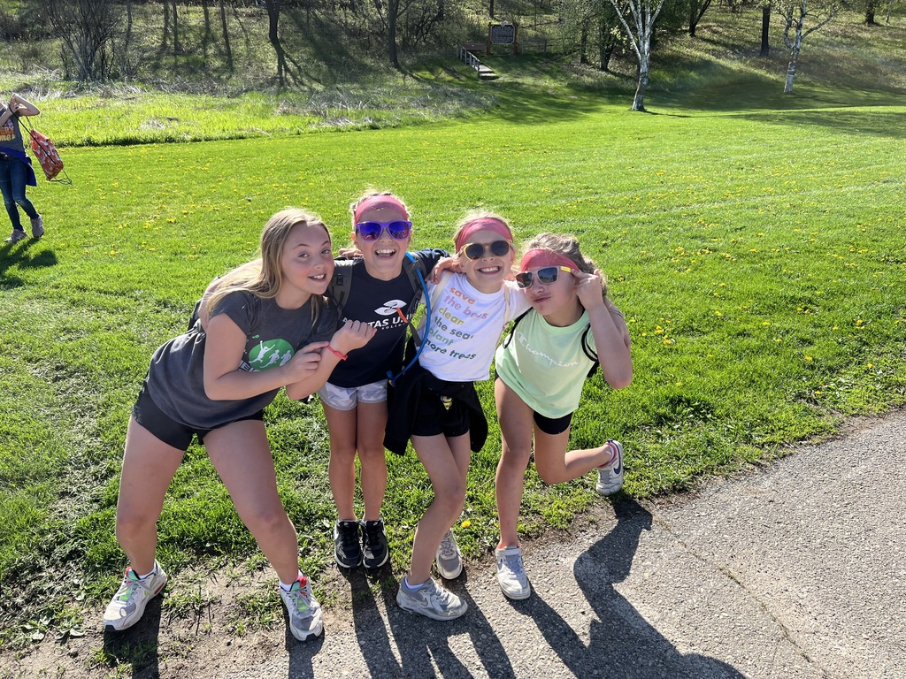 4th graders at Indian Lake